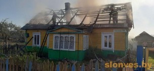 В Жировичах горел жилой дом