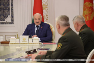 Обстановка по периметру, беженцы и армейская поддержка. Охрану госграницы обсудили у Лукашенко